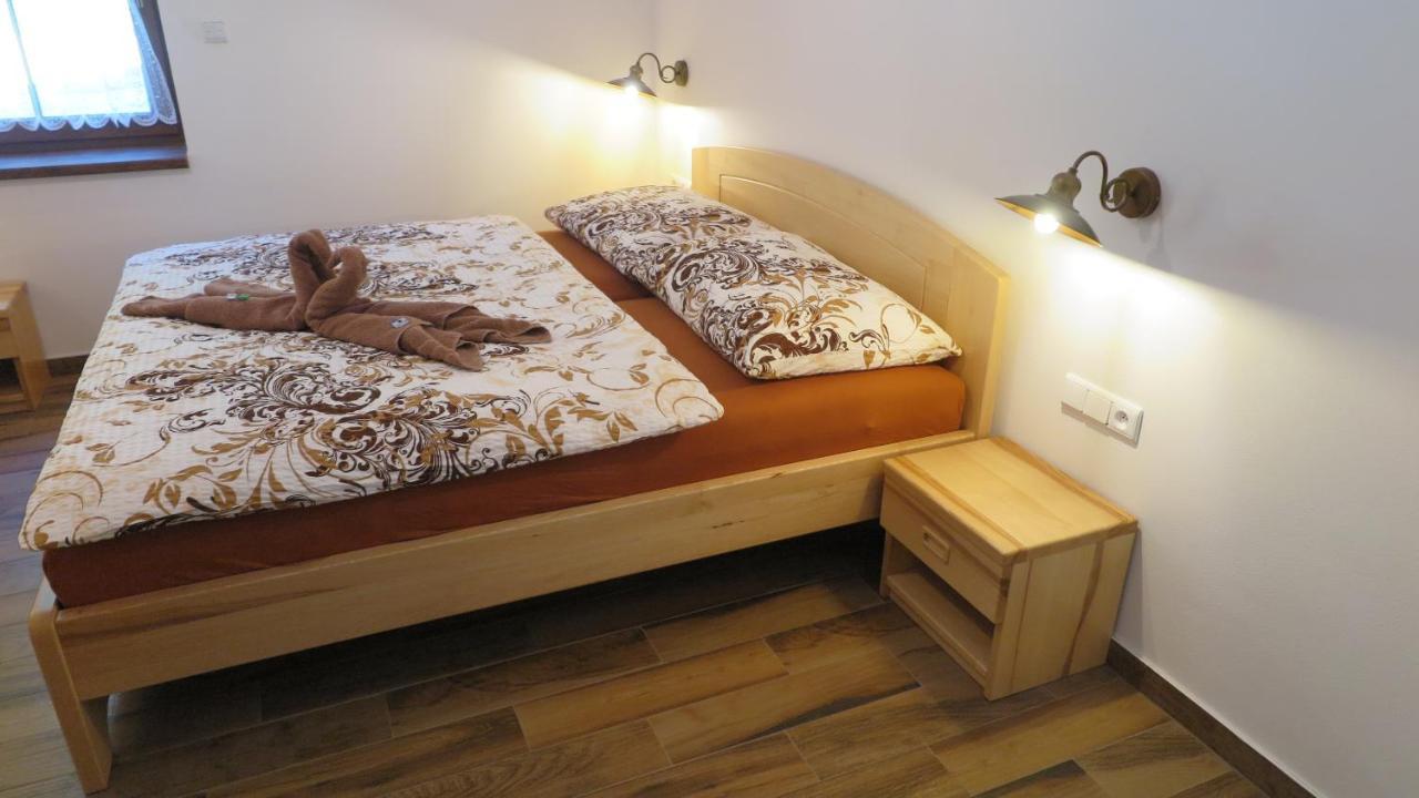Club Rezidence Pod Luci Daire Loučovice Dış mekan fotoğraf